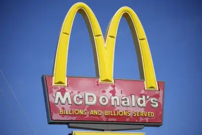 McDonald’s plans to hire 375,000 U.S. workers this summer