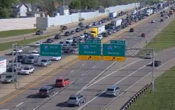Reckless Ohio driver causes multi-vehicle crash by coming to full stop on busy interstate after missing exit — then flees